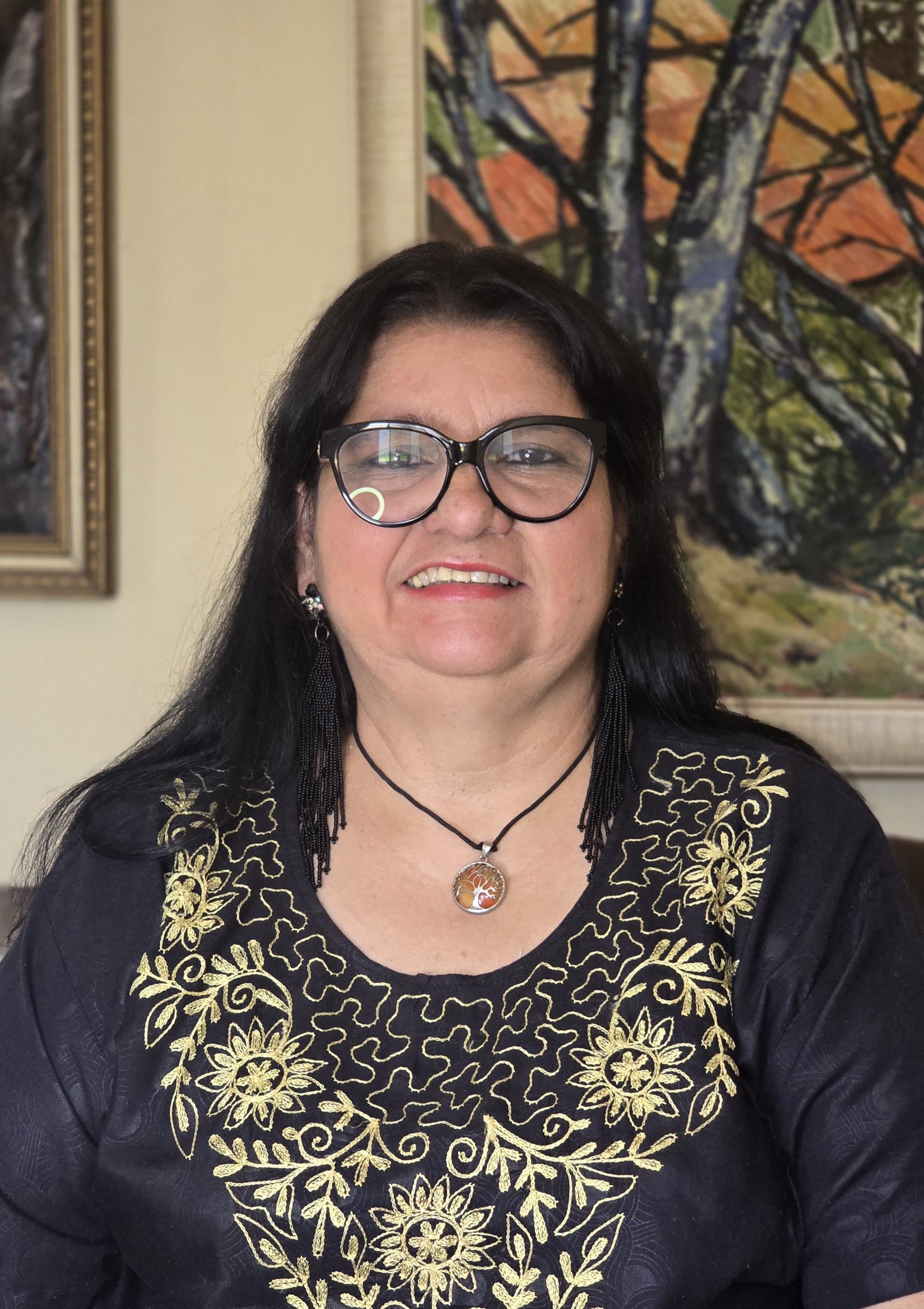 Portrait image of Suyapa Martinez, Director (CEM-H)